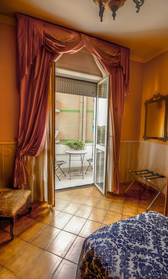 Hillary House Hotel Fiumicino Ngoại thất bức ảnh