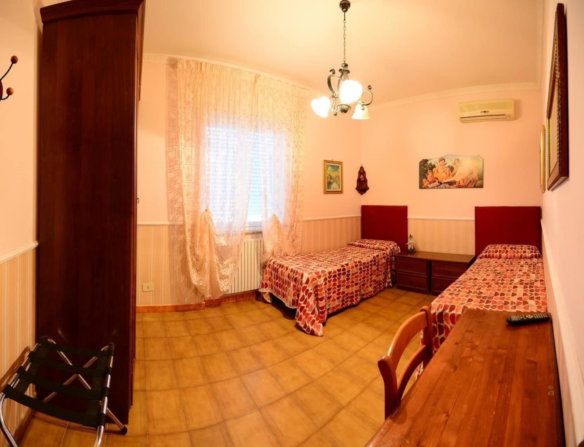 Hillary House Hotel Fiumicino Ngoại thất bức ảnh